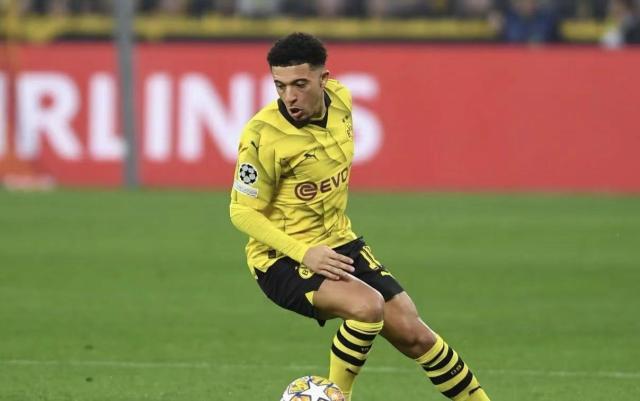 1710470185717045783.jpg 【夜读】曼联的饭堂已经对桑乔say no