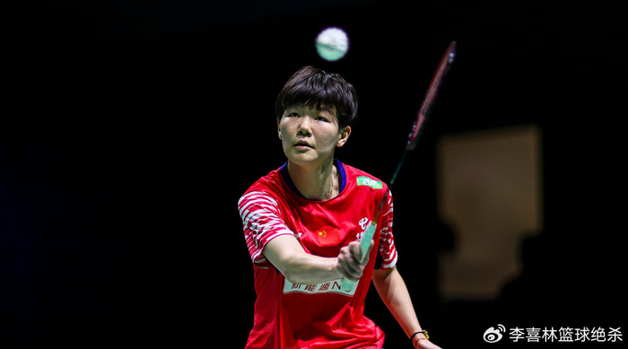 王者荣耀直播-2-0击败世界第二！中国女羽24岁战将夺冠：看齐陈雨菲冲击主力？|韩千禧|羽毛球公开赛|国羽|王祉怡|韩悦_新浪新闻