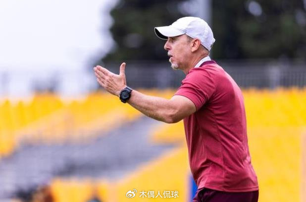 球球大作战直播-U19 国足0-3刚果U23男足，零射门的完败！首发换掉门将是久帅败笔|中国队|久尔杰维奇|黄晟豪|谢初筠|中国男足_新浪体育_新浪新闻